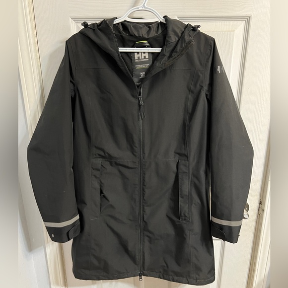 Helly Hansen Women’s Lisburn Raincoat - Picture 6 of 9